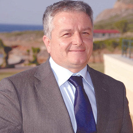 Ο πρόεδρος της Πανελλήνιας 
Ομοσπονδίας Διευθυντών Ξενοδοχείων 
Γ. Πελεκανάκης