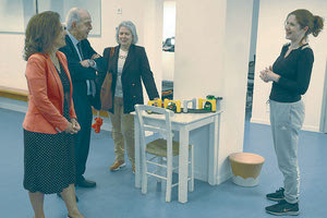 Το νέο ΚΔΑΠ ΑμεΑ που θα λειτουργήσει στην Αρχιεπισκόπου Μακαρίου είναι μια σπουδαία κατάκτηση για το Ηράκλειο, που έγινε πράξη χάρη στην προσωπική επιμονή του δημάρχου Β. Λαμπρινού, ο οποίος παρέμεινε αταλάντευτος μέχρι τέλους στην ανάγκη κατασκευής του, αντιλαμβανόμενος το βαρύτατο έλλειμμα που υπάρχει στο Ηράκλειο σε επίπεδο υποδομών για τους συνανθρώπους μας με ειδικές ανάγκες, που δυστυχώς βιώνουν με τον πιο σκληρό τρόπο την απαξίωση της Πολιτείας σε κάθε τους βήμα.