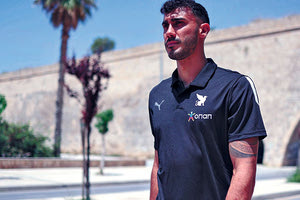 Ο Καρώ χθες μπροστά από το Κομμένο Μπεντένι