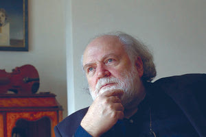 Η οικογένειά του ζητά, αντί στεφάνων, στη μνήμη του Γιάννη Μαρκόπουλου, να στηριχθούν μια σειρά από φορείς