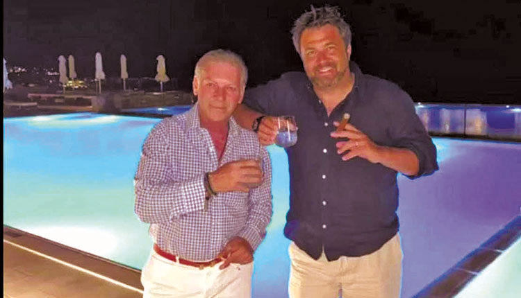 Διάσημοι ποδοσφαιριστές στην Ελούντα