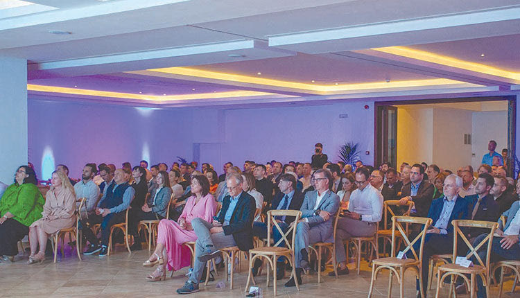 Διευθυντικά στελέχη της TUI συναντήθηκαν με περισσότερους από 200 ξενοδόχους από την Ελλάδα και την Κύπρο 