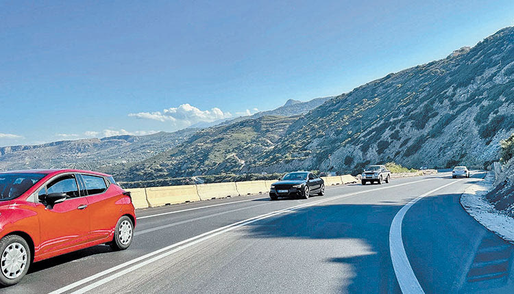 Απίστευτη ήταν η ταλαιπωρία που ζούσαν οδηγοί και επαγγελματίες καθημερινά 