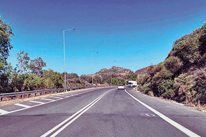 Δόθηκε στην κυκλοφορία ο δρόμος στο ύψος της Αχλάδας