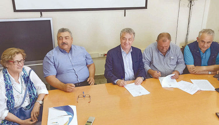 Από την υπογραφή της σύμβασης