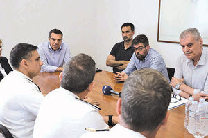 Σειρά ερωτημάτων από τον Αλ. Τσίπρα προς τον υπηρεσιακό υπουργό Πολιτικής Προστασίας