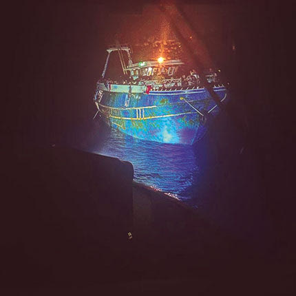 Νέα φωτογραφία έδωσε το Λιμενικό Σώμα για το μοιραίο 
σκάφος 