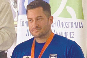 Ο Γιώργος Διαλεκτάκης