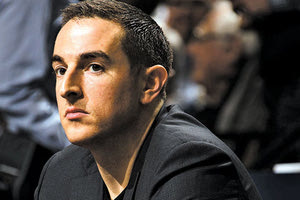 πρόεδρο της ομάδας των Μεμφις Γριζλις, Robert Pera