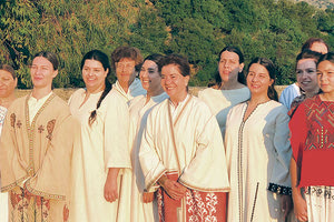 ΠΑΝΕΠΙΣΤΗΜΙΟ ΤΩΝ ΟΡΕΩΝ - ΑΠΟΣΤΟΛΗ ΠΗΝΕΛΟΠΗ GANDHI Έκαναν την τελετή του λιναριού