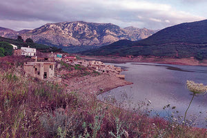 Είναι πραγματικά αποκαρδιωτικό να βλέπει κανείς που έχουν φτάσει τα αποθέματα νερού στο φράγμα Αποσελέμη