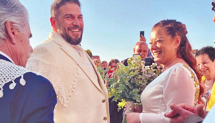 Ο γάμος έγινε στο “Ντελίνα”