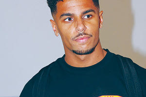 O Λερόι Αμπαντά χθες στο αεροδρόμιο Ηρακλείου