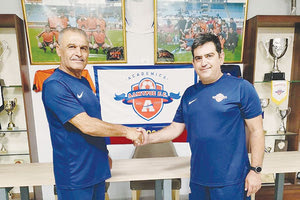 Οι κ.κ. Επιτροπάκης και Τιτομιχελάκης αποχώρησαν από τον Αλμυρό