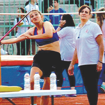   Αθλητές-τριες της Αθλητικής Ακαδημίας με μετάλλια