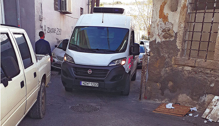 Καθημερινό το μποτιλιάρισμα στην Αγία Τριάδα