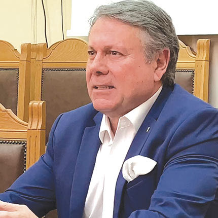 Ο πρόεδρος του Συνδέσμου Τουριστικών Πρακτόρων Κρήτης Μιχάλης Βλατάκης 