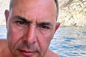 Ο Πάνος Καμμένος με μία σελφι φωτογραφία του μέσα από ένα σκάφος σχολίασε την παραίτηση του Αλέξη Τσίπρα