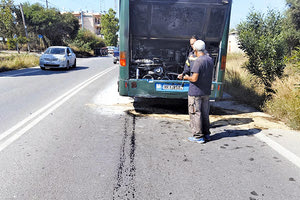 Φωτιά σε λεωφορείο