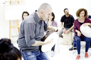 Η μουσικοχορευτική εκδήλωση Αλάργα ξένε με τον χορό