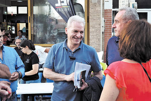 Καλοκαιρινός στις Δαφνές