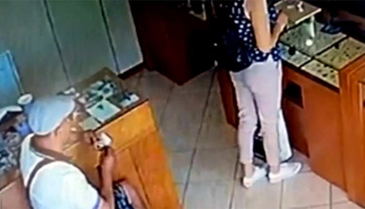 με τη μέθοδο της απασχόλησης κοσμηματοπωλείο