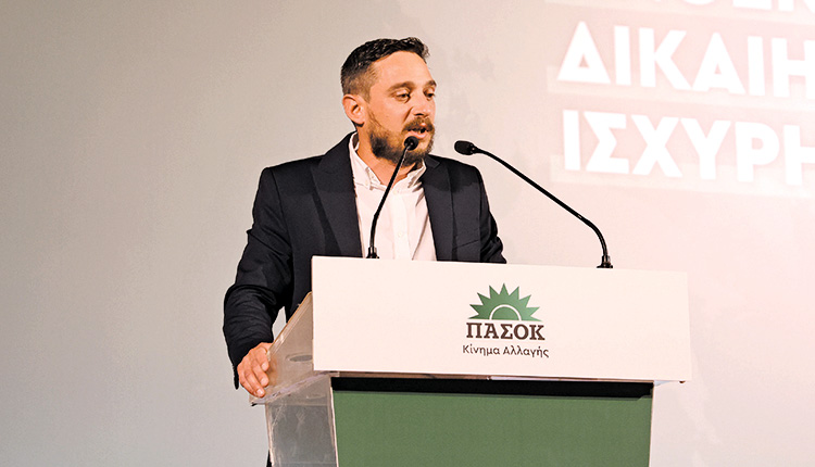 Ο Λάμπρος Αντωνόπουλος