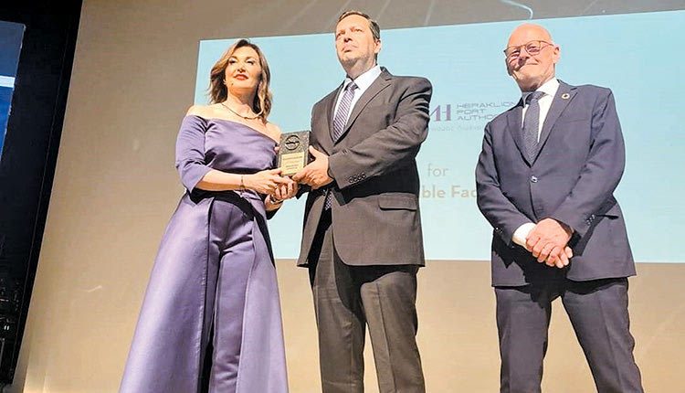 Ο ΟΛΗ τιμήθηκε στα ESG Shipping Awards