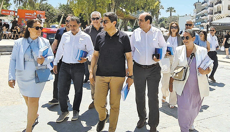 Στο Ηράκλειο περπάτησαν στελέχη της Νέας Δημοκρατίας και της ΝΟΔΕ