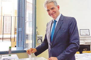 Άγγελος Συρίγος