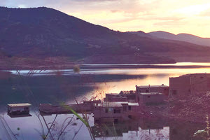 Ο ΕΝΤΟΝΟΣ ΠΡΟΒΛΗΜΑΤΙΣΜΟΣ ΚΑΙ Ο ΚΟΜΒΙΚΟΣ ΟΚΤΩΒΡΙΟΣ Εκτός προβλέψεων η πτώση της στάθμης του φράγματος Αποσελέμη