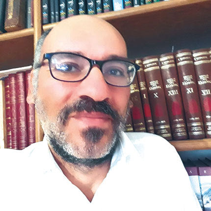 Ο πρόεδρος του Συλλόγου Σεισμόπληκτων “Ελπίδα” Κώστας Γκαντάτσιος 