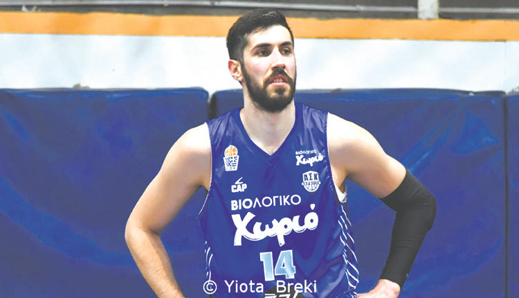 Ο Μαυροβούνιος Μίλοβαν Ντράσκοβιτς που αποτελεί τον πρώτο κοινοτικό παίκτη στην ιστορία της Αναγέννησης