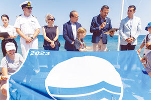 Γαλάζια σημαία για 27η χρονιά στο Grecotel LUXME White Palace