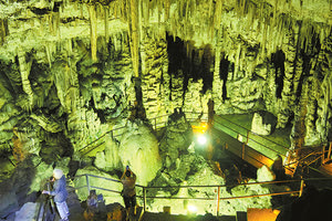 Ανοικτό έως τις 7 το απόγευμα το Δικταίον Άντρον