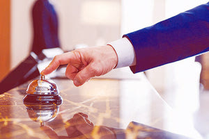 Εκατοντάδες οι εισαγόμενοι υπάλληλοι, αλλά τα κενά παραμένουν