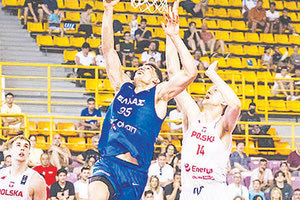 Ο Ζούγρης σε φάση από τον χθεσινό αγώνα