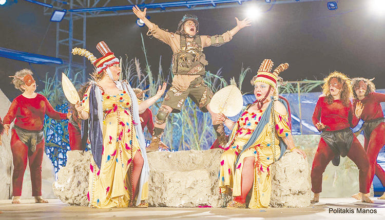 Ο μυθικός Τάλως (Στέλλα Διακάκη) κατάφερε να... 
δροσίσει τη Μήδεια 
