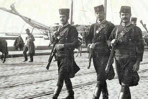 ΦΩΤΟΗΜΕΡΑΣ: Στελέχη της Κρητικής Πολιτοφυλακής το 1912 στη Θεσσαλονίκη.