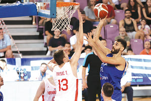 Ο Μαντζούκας ήταν ο κορυφαίος χθες στην νίκη της Εθνικής μας επί της Κροατίας