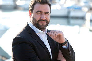 Η επίσημη του Σισαμάκη