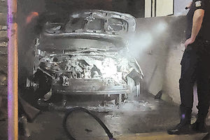 Έκαψαν αυτοκίνητο