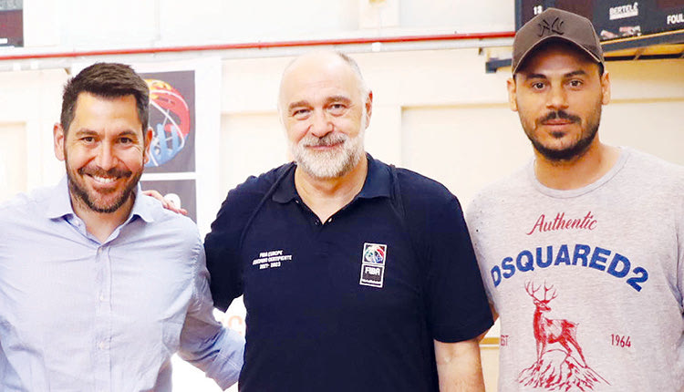 Το τιμ της Αναγέννησης στην ομιλία Λάσο στο Ηράκλειο