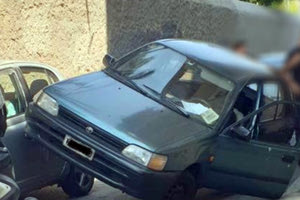 Πραγματικά απίστευτο ήταν το ατύχημα που σημειώθηκε το πρωί της Τρίτης στην οδό Μαρκέλλου στο κέντρο της πόλης του Ρεθύμνου, ανατολικά του 1ου ΓΕΛ.