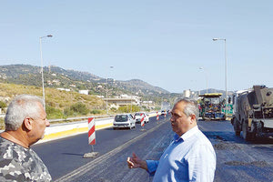 Στο σημείο βρέθηκε ο αντιπεριφερειάρχης Τεχνικών Έργων της Περιφέρειας Κρήτης Νίκος Σκουλάς, ο οποίος σε δήλωση του τόνισε μεταξύ άλλων ότι «με ικανοποίηση διαπιστώνουμε την ομαλή εξέλιξη της ασφαλτόστρωσης και στο τμήμα του ΒΟΑΚ από το Γάζι μέχρι τα Λινοπεράματα.