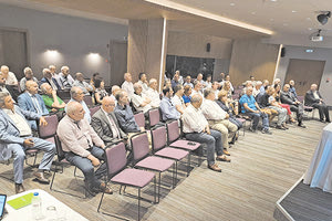 Στιγμιότυπα από την ολομέλεια του Παγκρήτιου Συλλόγου Διευθυντών Ξενοδοχείων