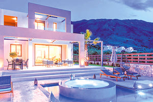 Οι αναζητήσεις για διαμονή φέτος το καλοκαίρι από επισκέπτες από την Ελλάδα έχουν αυξηθεί περισσότερο από 70% σε σύγκριση με πέρυσι.