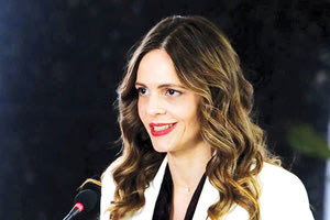 Επίσημα υποψήφια η Έφη Αχτσιόγλου