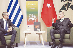 Σχεδόν μία ώρα διήρκεσε η συνάντηση