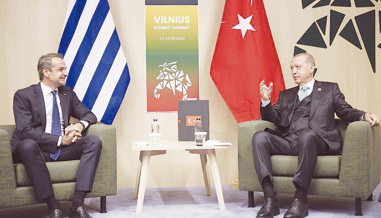 Σχεδόν μία ώρα διήρκεσε η συνάντηση